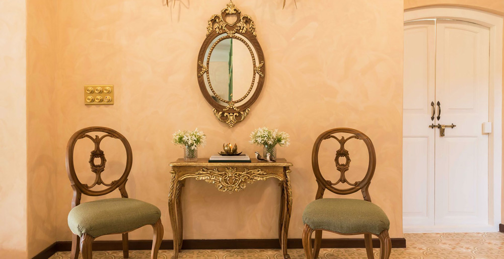 Albany Cottage - Passage seating area